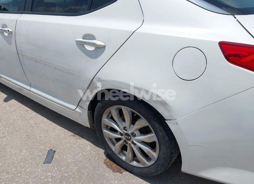 Photo 6 of 2015 Kia Optima LX (VIN KNAGM4A76F5620706)