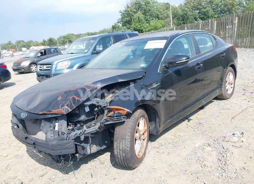 Photo 2 of 2011 Kia Optima LX (VIN KNAGM4A77B5175273)