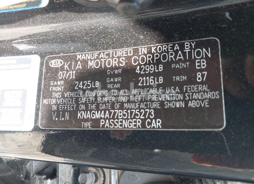 Photo 9 of 2011 Kia Optima LX (VIN KNAGM4A77B5175273)