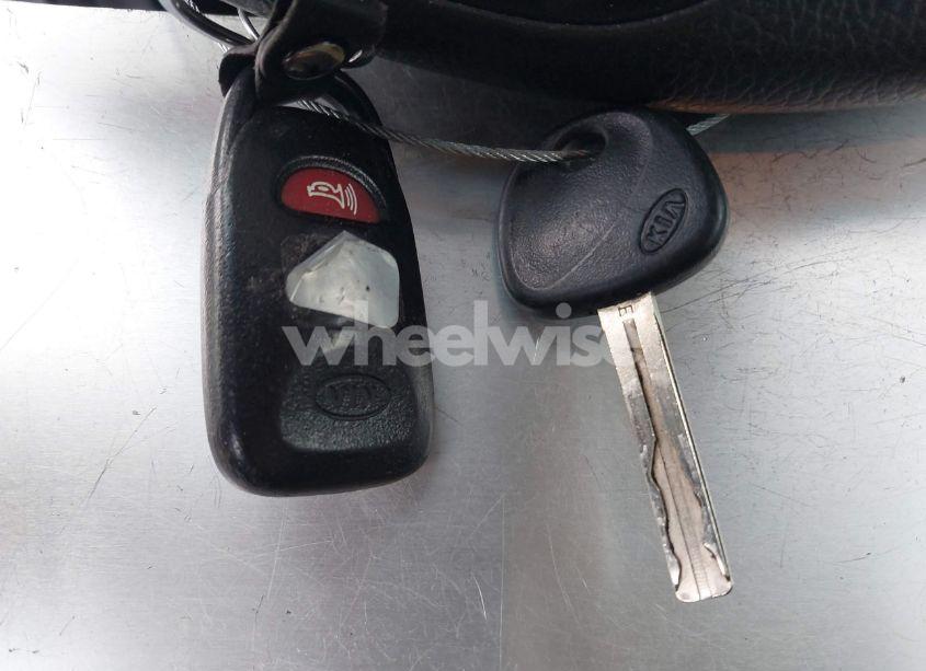 Photo 11 of 2013 Kia Optima LX (VIN KNAGM4A77D5439630)