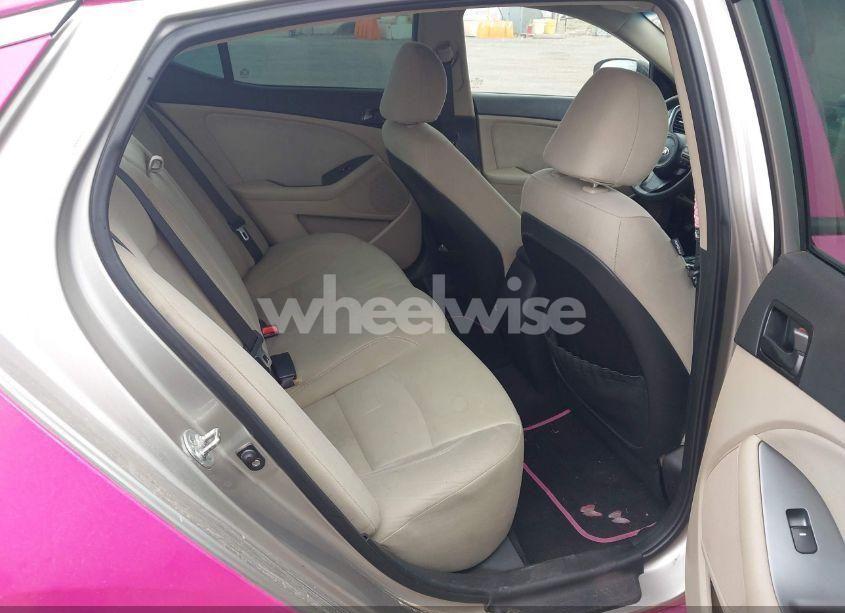 Photo 7 of 2014 Kia Optima LX (VIN KNAGM4A77E5453187)