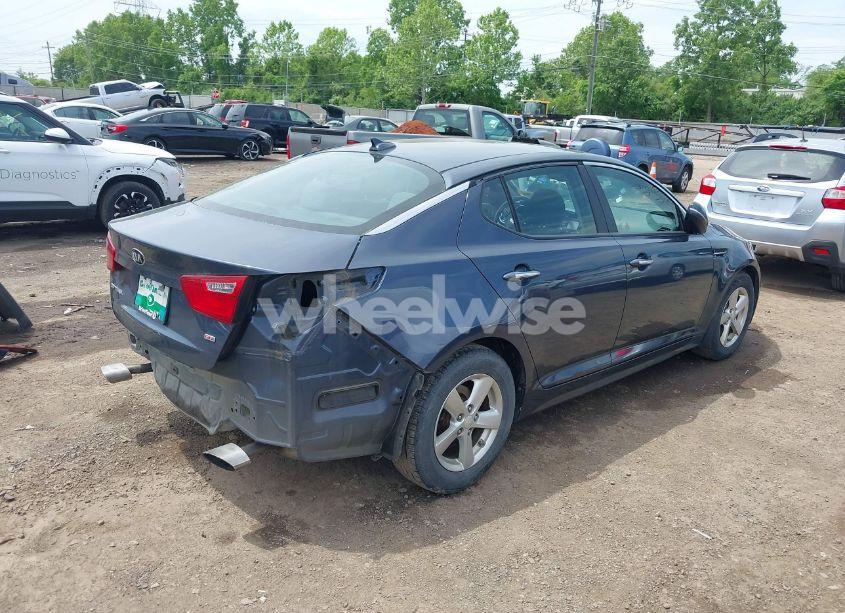 Photo 4 of 2015 Kia Optima LX (VIN KNAGM4A77F5558409)