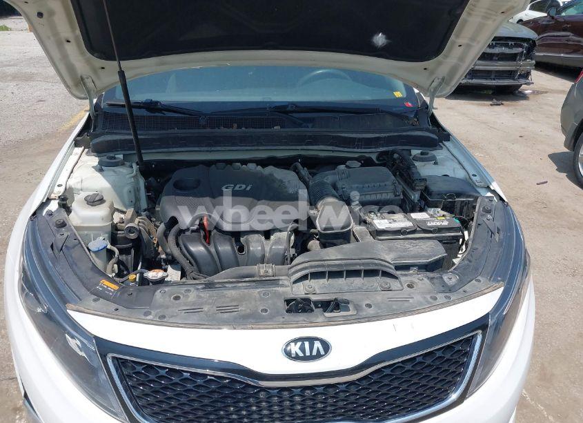 Photo 10 of 2015 Kia Optima LX (VIN KNAGM4A77F5573265)