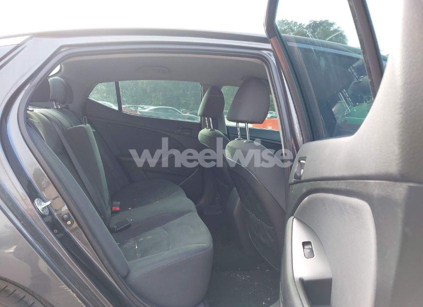 Photo 8 of 2015 Kia Optima LX (VIN KNAGM4A77F5627504)