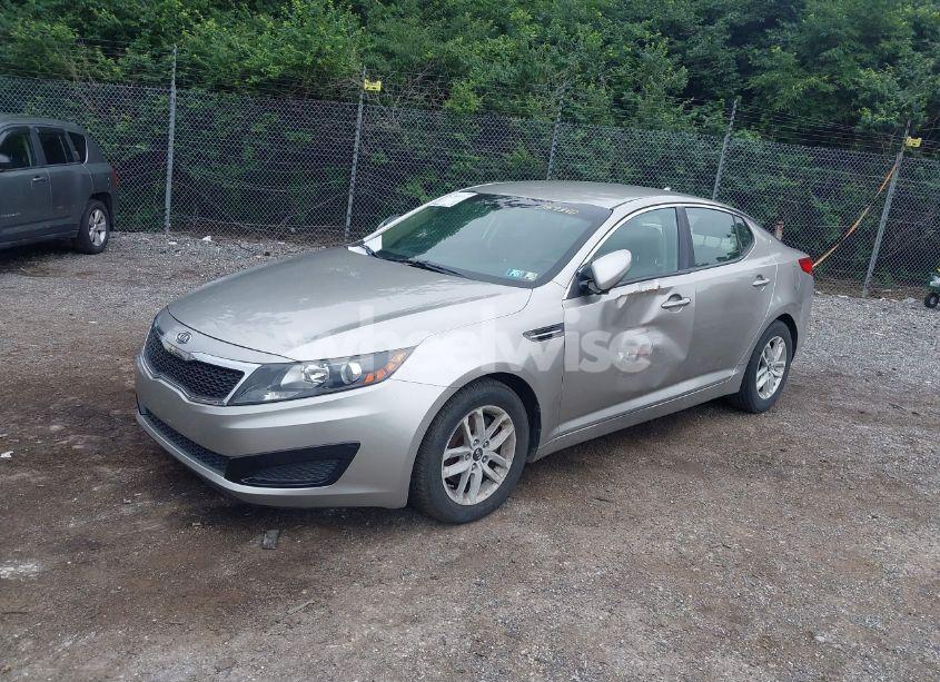 Photo 2 of 2011 Kia Optima LX (VIN KNAGM4A78B5059340)