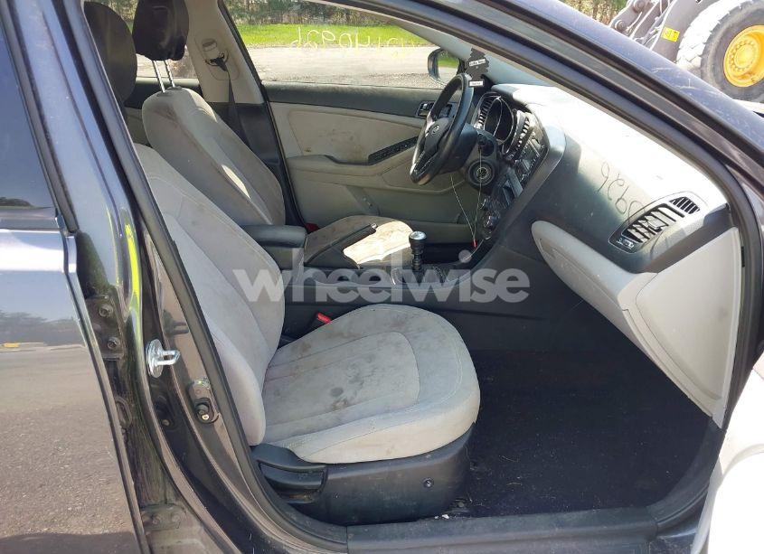 Photo 5 of 2011 Kia Optima LX (VIN KNAGM4A78B5086196)