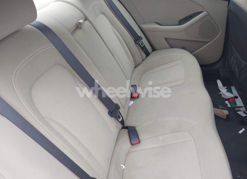 Photo 8 of 2011 Kia Optima LX (VIN KNAGM4A78B5140340)