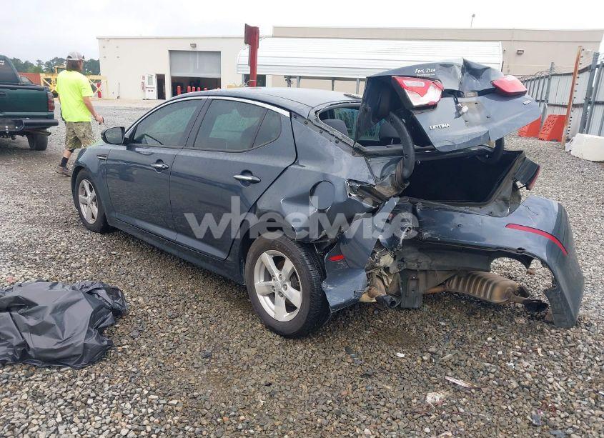 Photo 3 of 2015 Kia Optima LX (VIN KNAGM4A78F5588728)