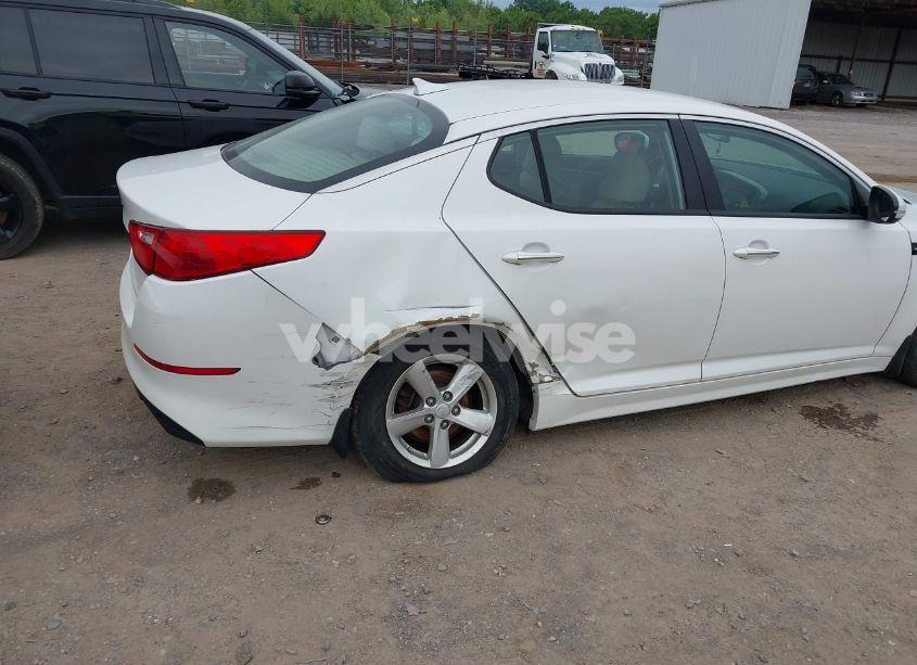 Photo 6 of 2015 Kia Optima LX (VIN KNAGM4A78F5653027)