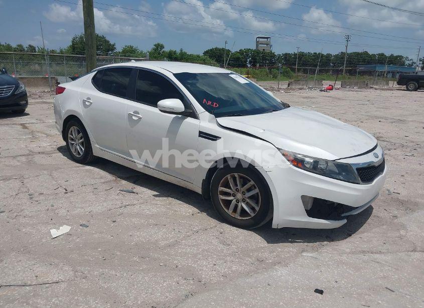2013 Kia Optima LX (VIN KNAGM4A79D5374473) main photo