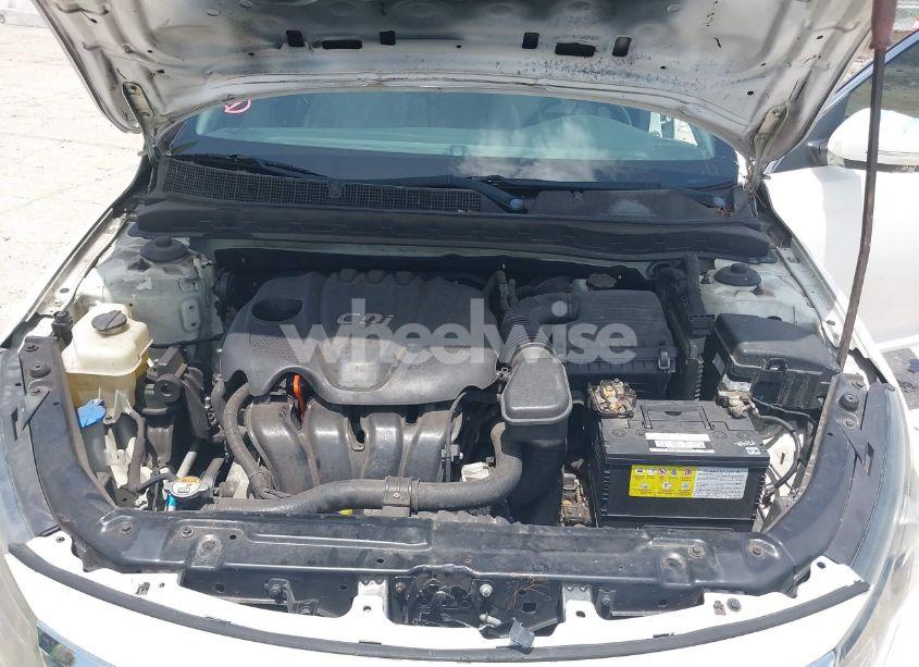 Photo 10 of 2013 Kia Optima LX (VIN KNAGM4A79D5374473)