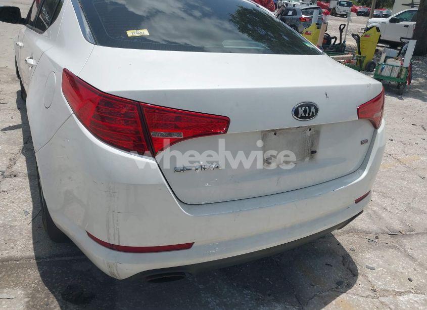 Photo 16 of 2013 Kia Optima LX (VIN KNAGM4A79D5374473)