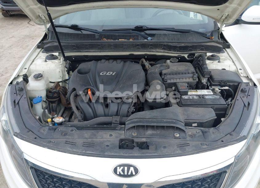 Photo 10 of 2013 Kia Optima LX (VIN KNAGM4A79D5392147)