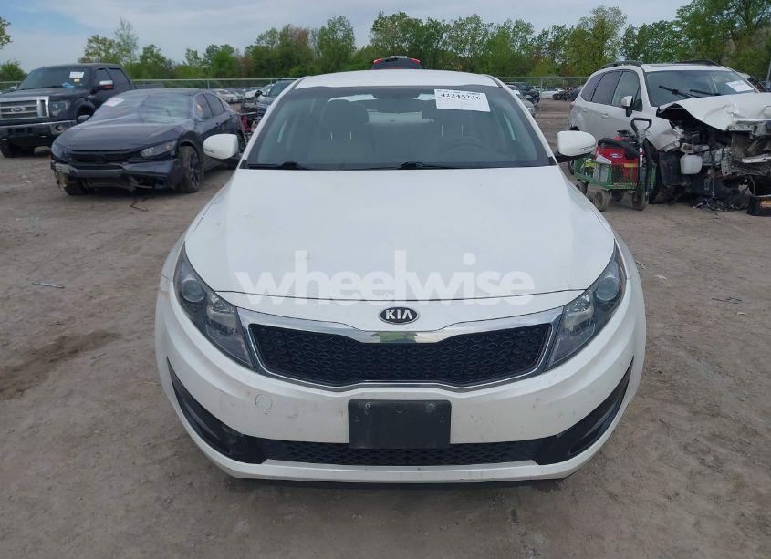 Photo 12 of 2013 Kia Optima LX (VIN KNAGM4A79D5392147)