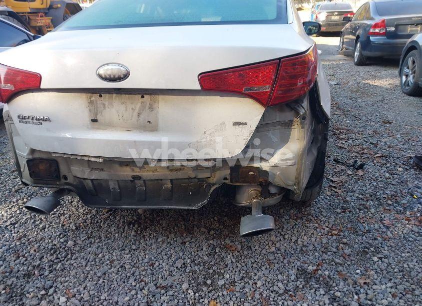 Photo 13 of 2013 Kia Optima LX (VIN KNAGM4A79D5399762)