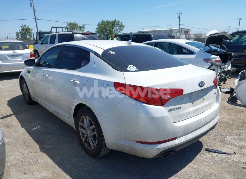 Photo 3 of 2013 Kia Optima LX (VIN KNAGM4A79D5414650)
