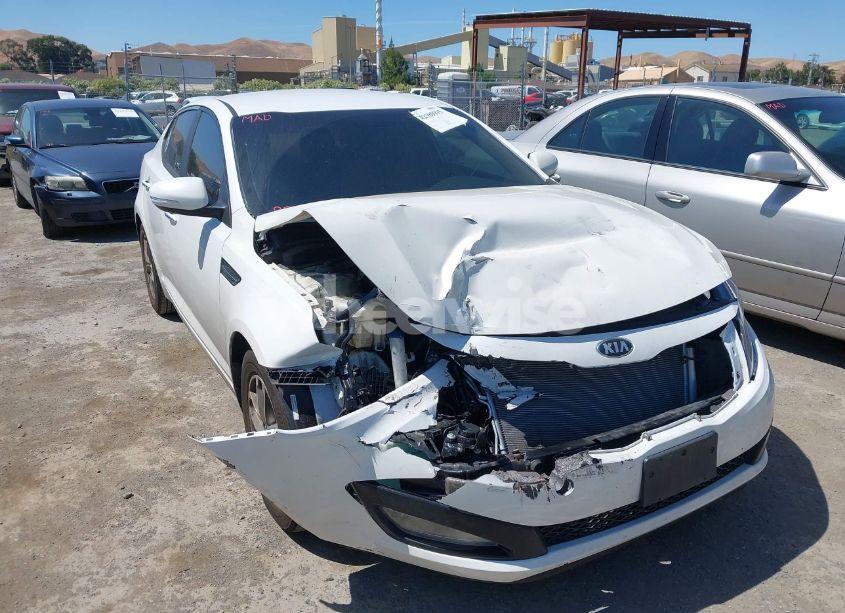 Photo 6 of 2013 Kia Optima LX (VIN KNAGM4A79D5414650)