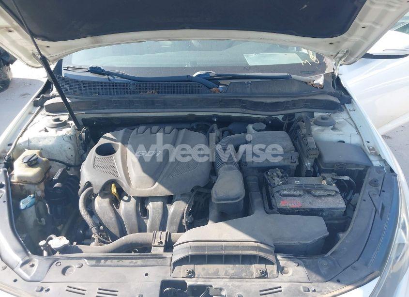 Photo 10 of 2013 Kia Optima LX (VIN KNAGM4A79D5422232)