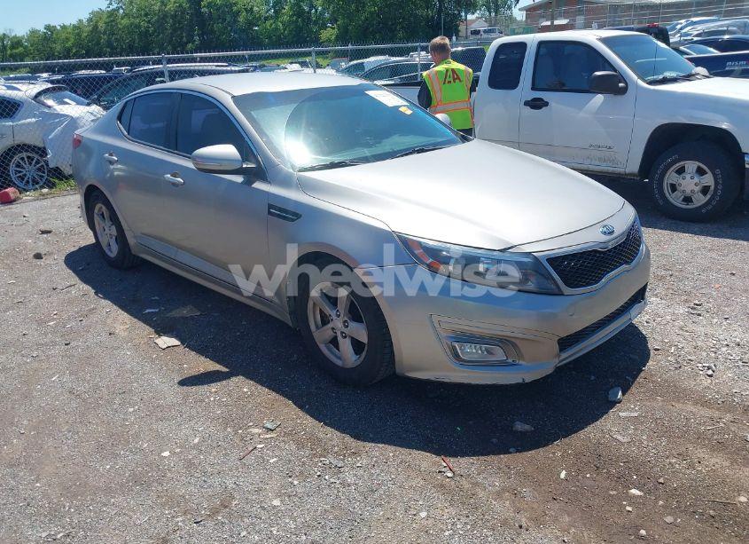2014 Kia Optima LX (VIN KNAGM4A79E5489091) main photo
