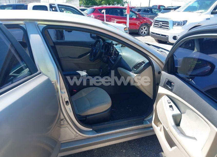 Photo 5 of 2014 Kia Optima LX (VIN KNAGM4A79E5489091)