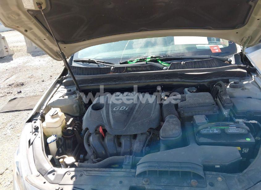 Photo 10 of 2011 Kia Optima LX (VIN KNAGM4A7XB5122695)