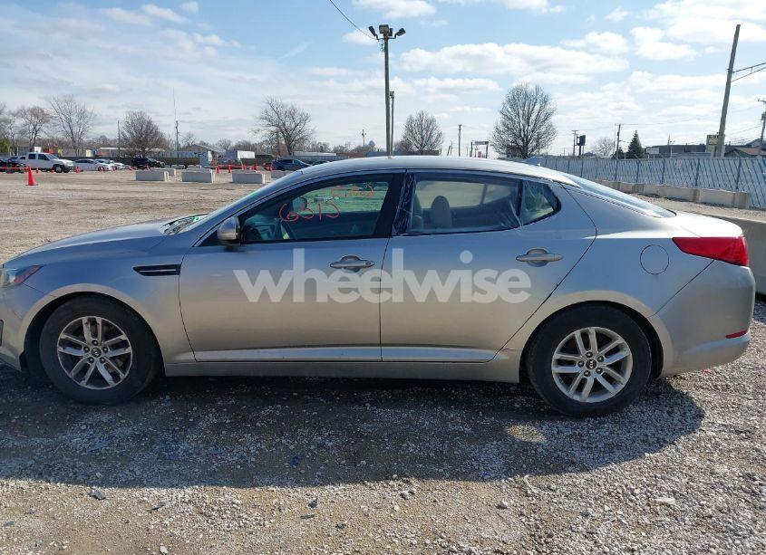 Photo 14 of 2011 Kia Optima LX (VIN KNAGM4A7XB5122695)