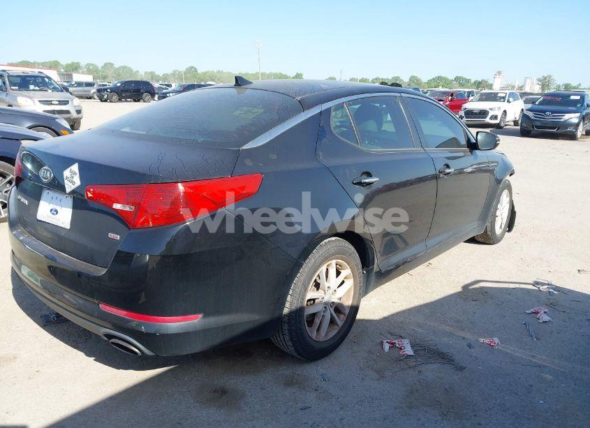 Photo 4 of 2013 Kia Optima LX (VIN KNAGM4A7XD5300303)
