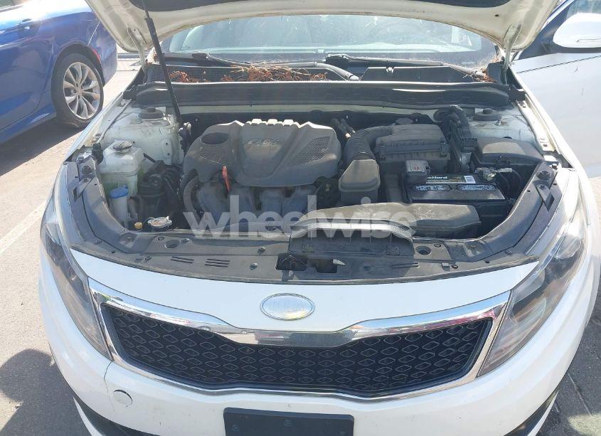 Photo 10 of 2013 Kia Optima LX (VIN KNAGM4A7XD5374109)