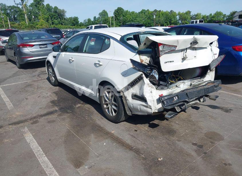 Photo 3 of 2013 Kia Optima LX (VIN KNAGM4A7XD5374109)