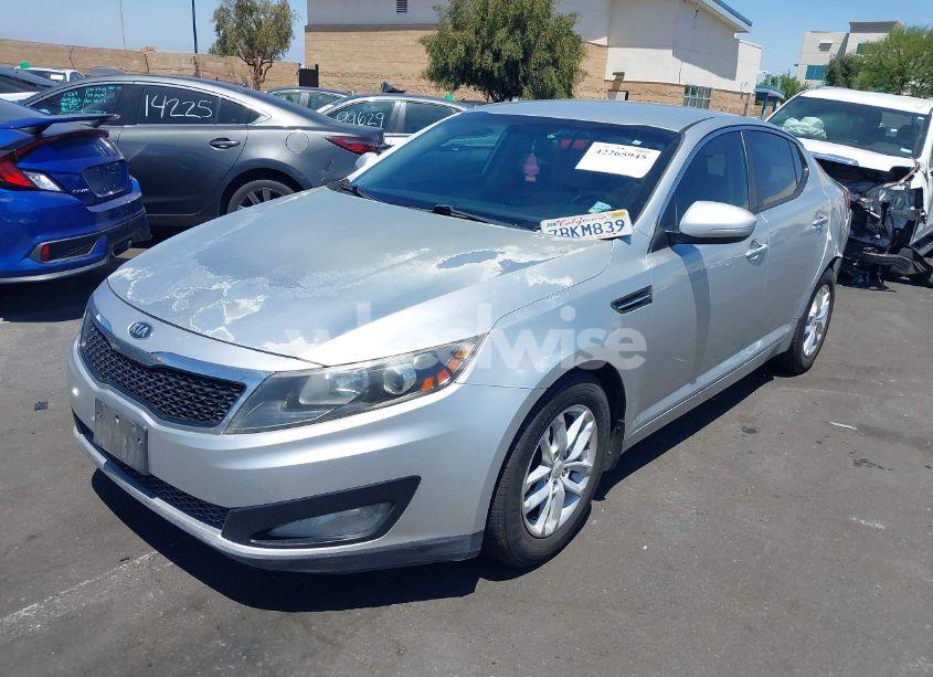 Photo 2 of 2013 Kia Optima LX (VIN KNAGM4A7XD5389662)