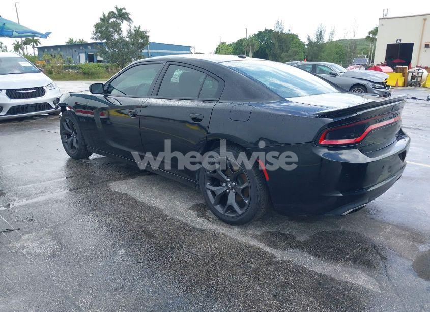 Photo 3 of 2020 Dodge Charger SXT RWD (VIN KNAGM4A7XF5******)