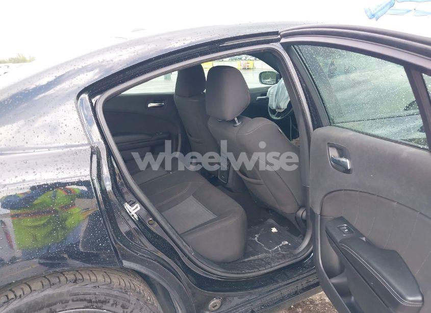 Photo 8 of 2020 Dodge Charger SXT RWD (VIN KNAGM4A7XF5******)