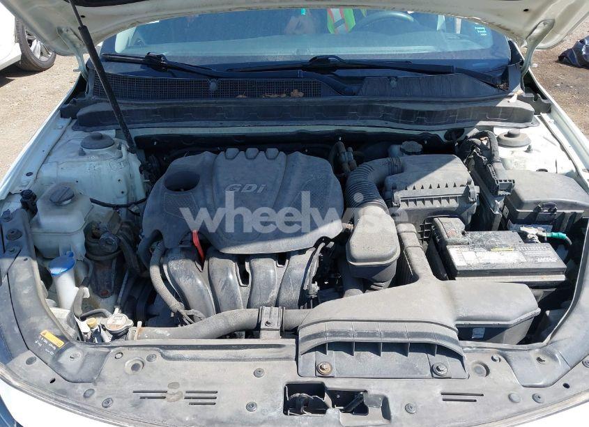 Photo 10 of 2015 Kia Optima LX (VIN KNAGM4A7XF5547484)