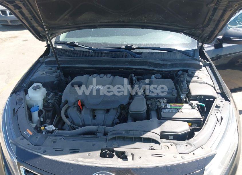 Photo 10 of 2015 Kia Optima LX (VIN KNAGM4A7XF5619641)