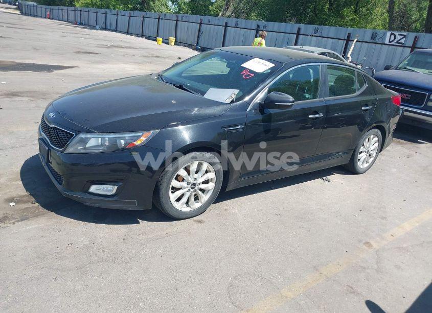 Photo 2 of 2015 Kia Optima LX (VIN KNAGM4A7XF5619641)