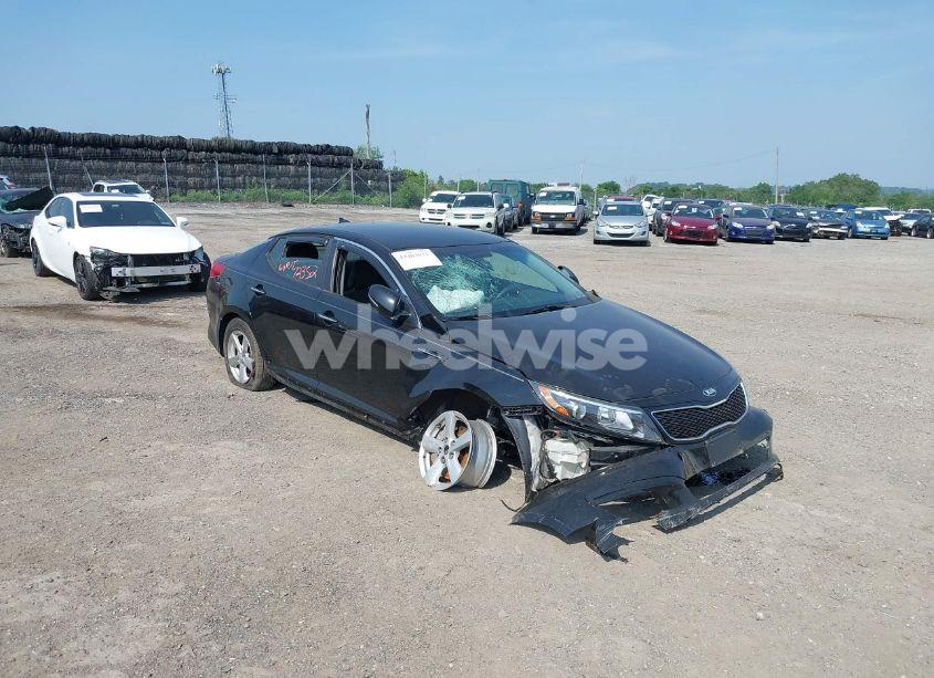 2015 Kia Optima LX (VIN KNAGM4A7XF5653580) main photo