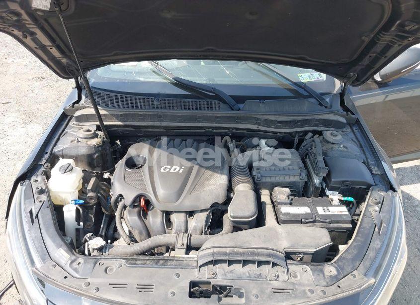 Photo 10 of 2015 Kia Optima LX (VIN KNAGM4A7XF5653580)