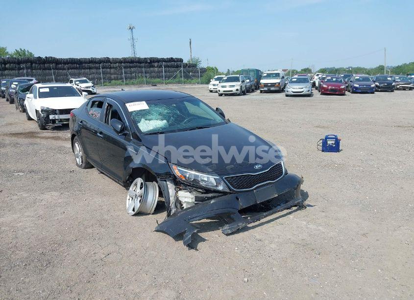 Photo 6 of 2015 Kia Optima LX (VIN KNAGM4A7XF5653580)