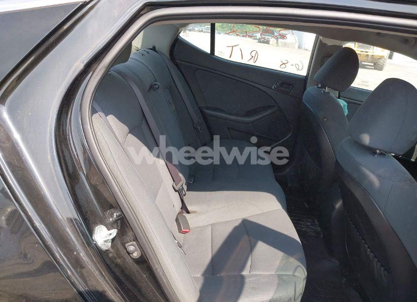 Photo 8 of 2015 Kia Optima LX (VIN KNAGM4A7XF5653580)