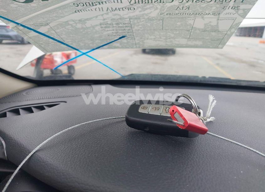 Photo 11 of 2013 Kia Optima HYBRID LX (VIN KNAGM4AD1D5058829)