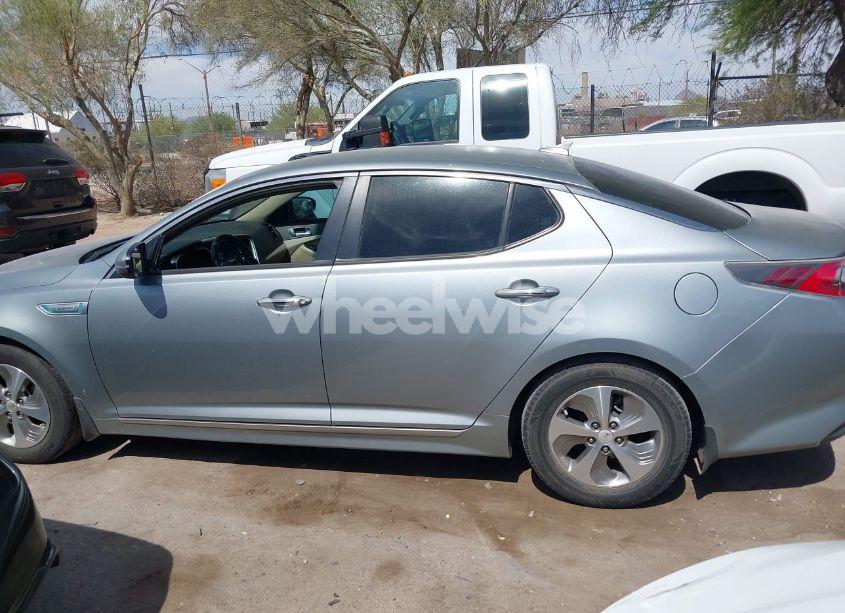 Photo 14 of 2016 Kia Optima HYBRID (VIN KNAGM4AD3G5095126)