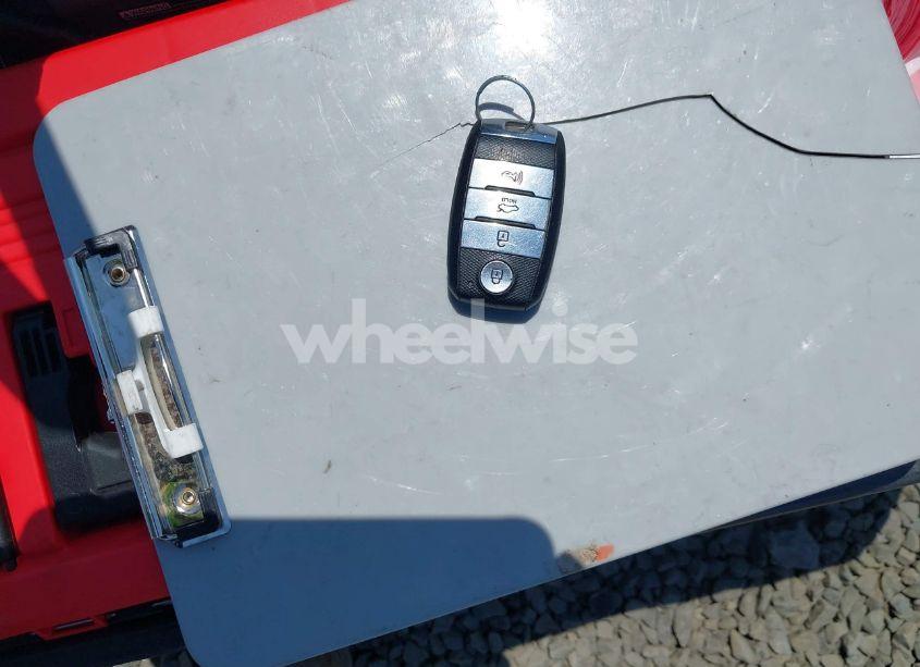 Photo 11 of 2014 Kia Optima HYBRID LX (VIN KNAGM4AD6E5062554)