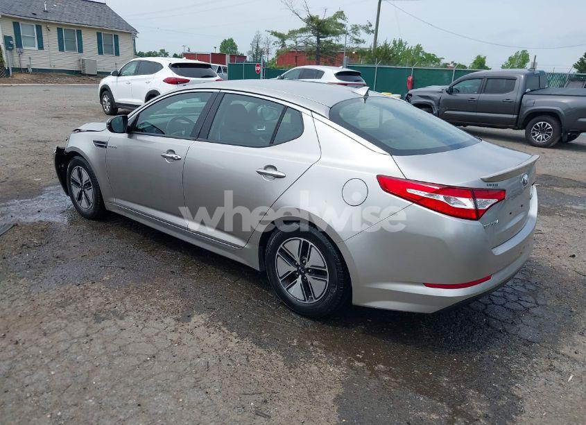 Photo 3 of 2013 Kia Optima HYBRID LX (VIN KNAGM4AD7D5054770)