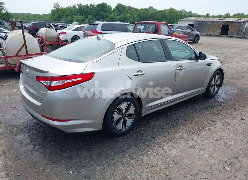 Photo 4 of 2013 Kia Optima HYBRID LX (VIN KNAGM4AD7D5054770)