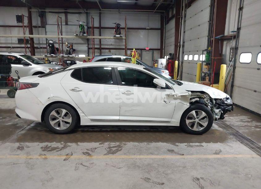Photo 13 of 2015 Kia Optima HYBRID (VIN KNAGM4AD8F5078935)