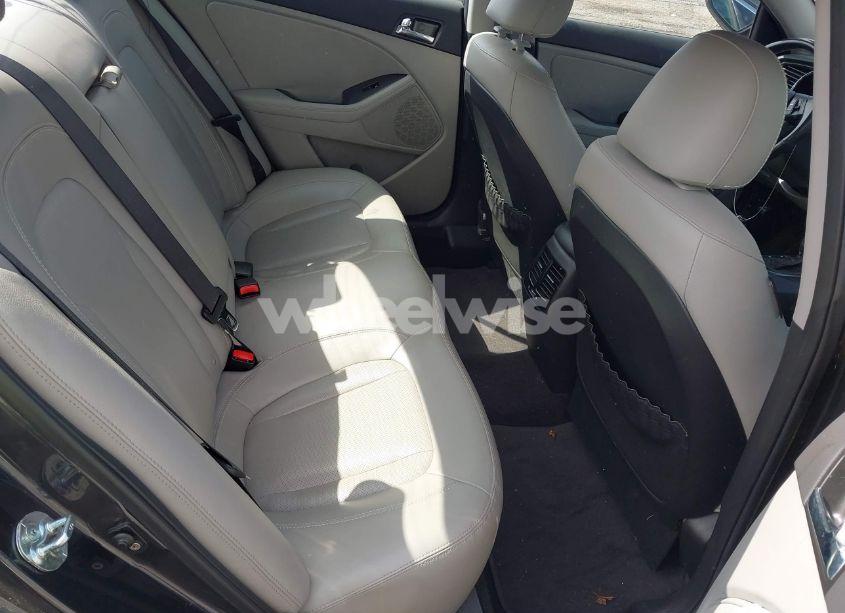 Photo 8 of 2011 Kia Optima EX (VIN KNAGN4A71B5058981)