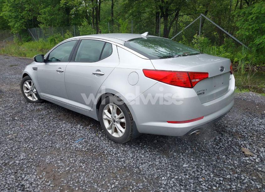 Photo 3 of 2011 Kia Optima EX (VIN KNAGN4A71B5148051)