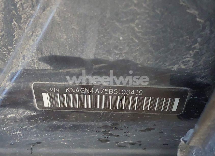 Photo 9 of 2011 Kia Optima EX (VIN KNAGN4A75B5103419)