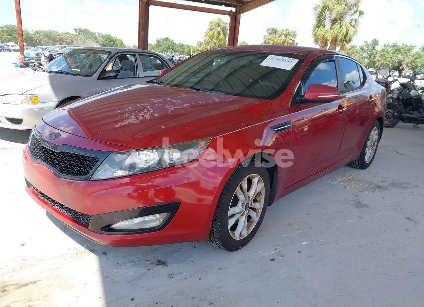 Photo 2 of 2011 Kia Optima EX (VIN KNAGN4A75B5185281)