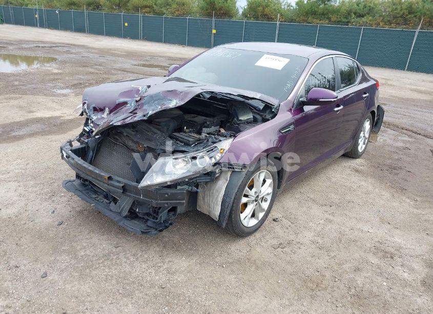 Photo 2 of 2011 Kia Optima EX (VIN KNAGN4A76B5077655)